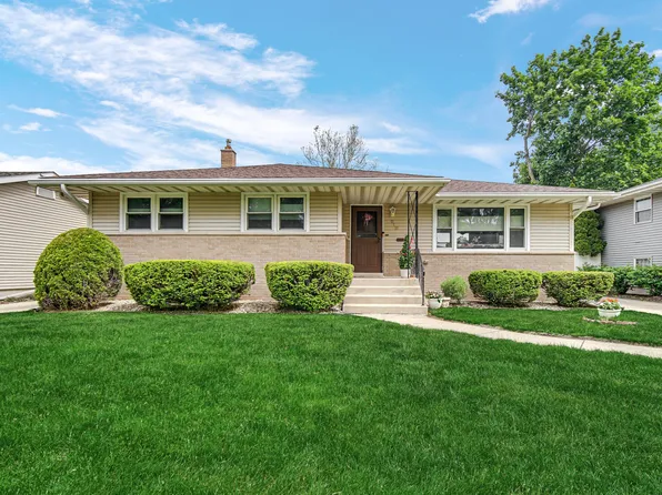 519 Hickory Ln, Munster, IN 46321