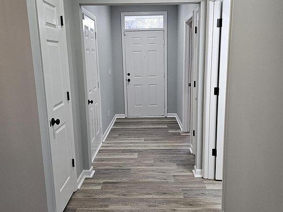 2nd image of 10734 Prince Albert Way