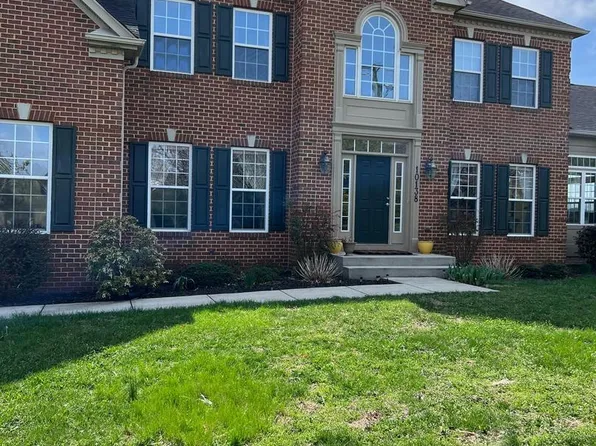 10138 Roulette Dr, Hagerstown, MD 21740