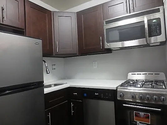 Rented by Mason Group LLC | media 22