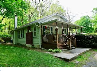 276 Red Bridge Rd, Kintnersville, PA 18930