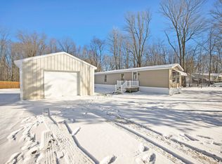 411 Poplar St, Howard City, MI
