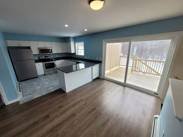 3468 Union St — Photo 4