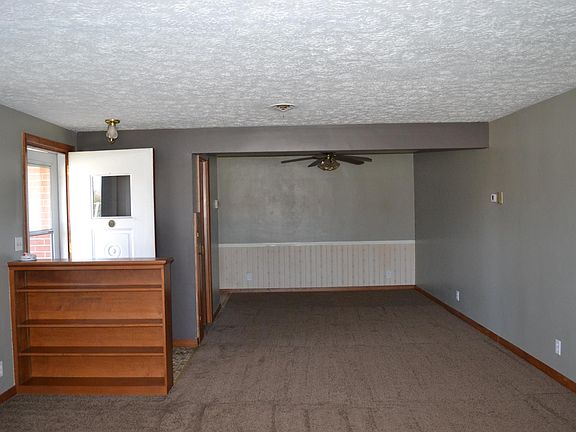 2nd image of 1900 Deerwood Cir SE
