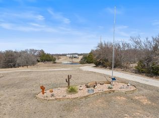 471 Red Bud Rd, Ardmore, OK 73401