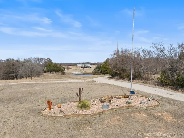 471 Red Bud Rd, Ardmore, OK 73401