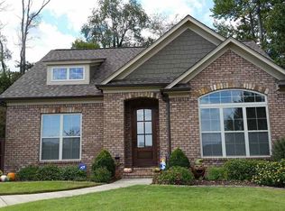 910 Box St, Athens, AL 35611