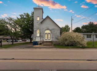 124 High St, Clintonville, WI 54929