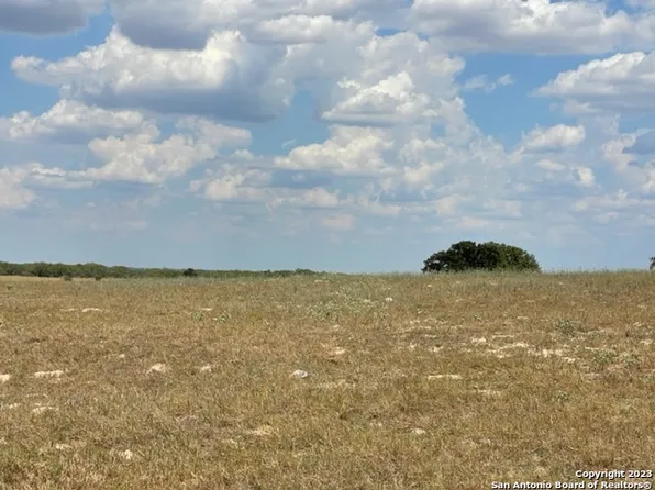 903 County Road 232 LOT 07, Floresville, TX 78114