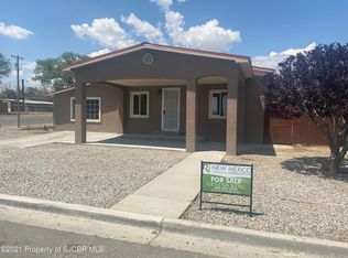 932 Glade Ln, Farmington, NM 87401
