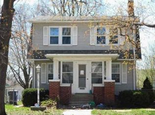 1130 Grant Ave, Waterloo, IA 50702