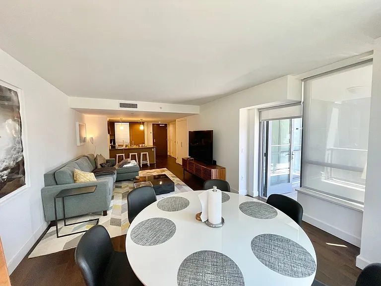 435 China Basin St #322 — Photo 10