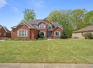 124 Clear Springs Cir, Hazel Green, AL 35750