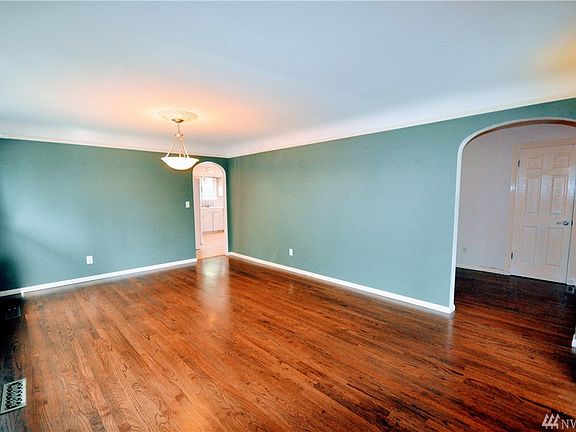 3rd image of 6722 Highland Dr