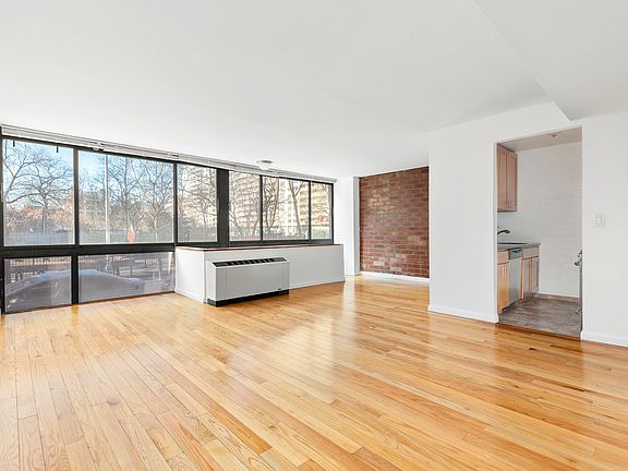 3rd image of 77 Bleecker St APT 108