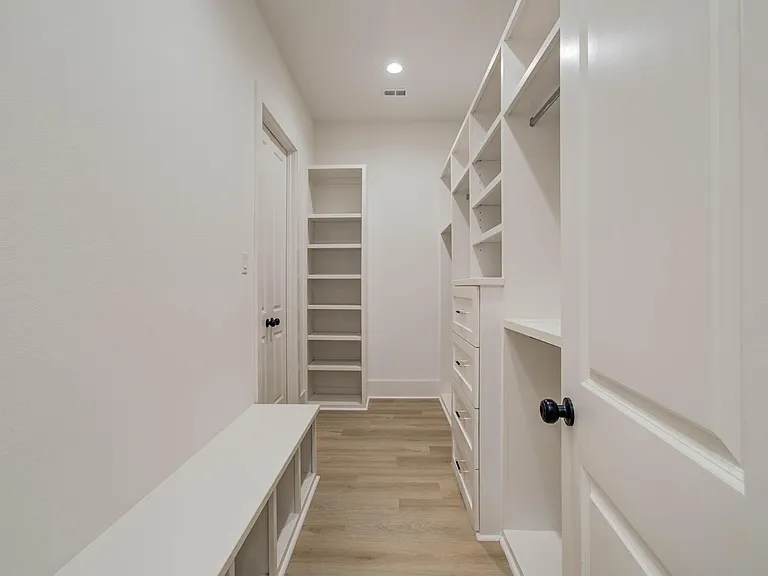 1802 Rollingwood Dr — Photo 20
