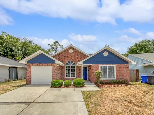 8218 Riverboat Dr, Tampa, FL 33637