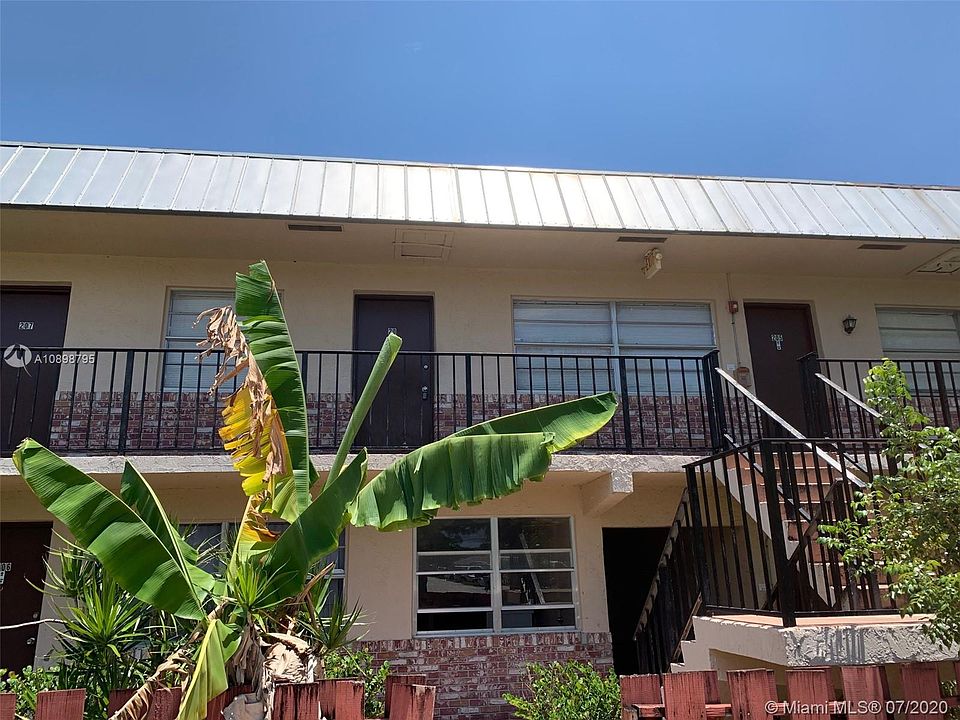 1st image of 403 NW 32nd Ct APT 206