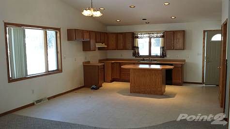 Living Room looking to Kitchen