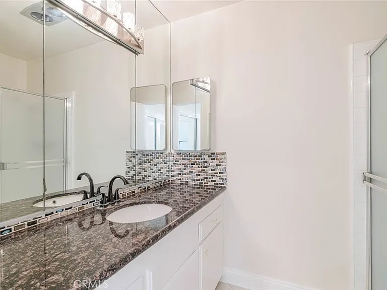 14141 Dickens St #211 — Photo 16