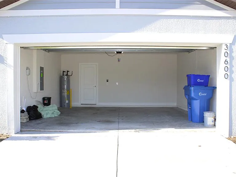 30600 Thunderbird Dr — Photo 14