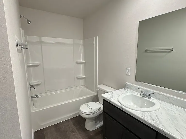 1011 W Fargo Rd — Photo 14