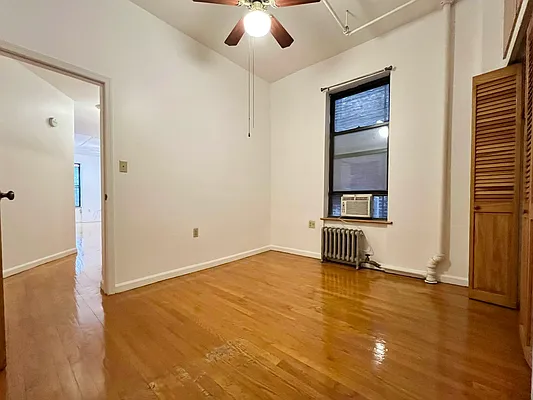 Rented by Compass | media 18