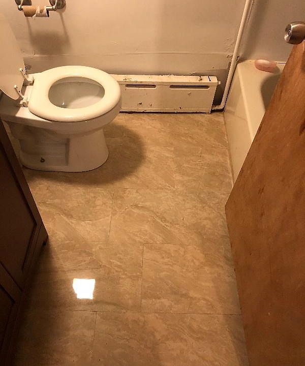 1st image of 521 E Clarkson Ave #1