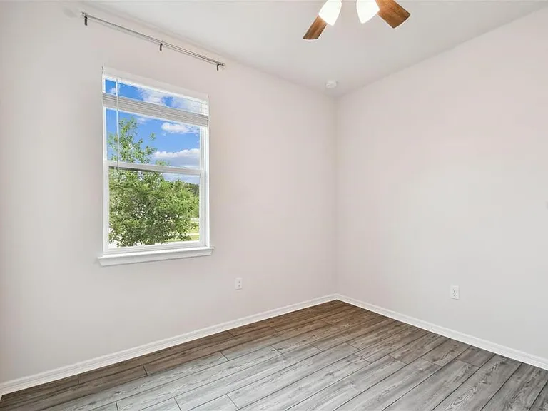 13144 Peachleaf Ave — Photo 24