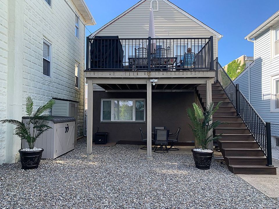 1st image of 234 Lincoln Ave