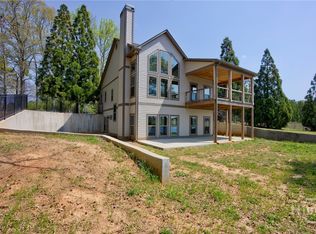1364 Old Bishop Rd, Bishop, GA 30621