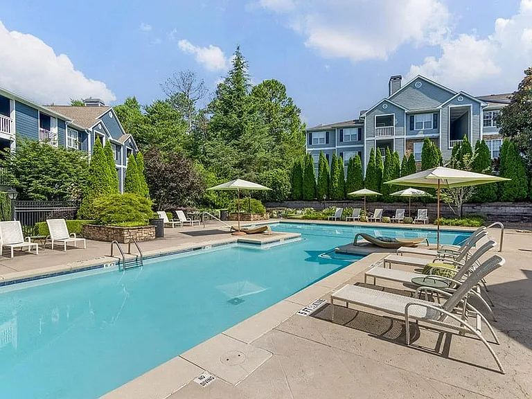 Bell Alpharetta — Photo 30