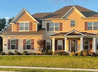 1034 Liggets Dr, Matthews, NC 28104