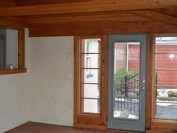 4th image of 18320 Scottsdale Blvd
