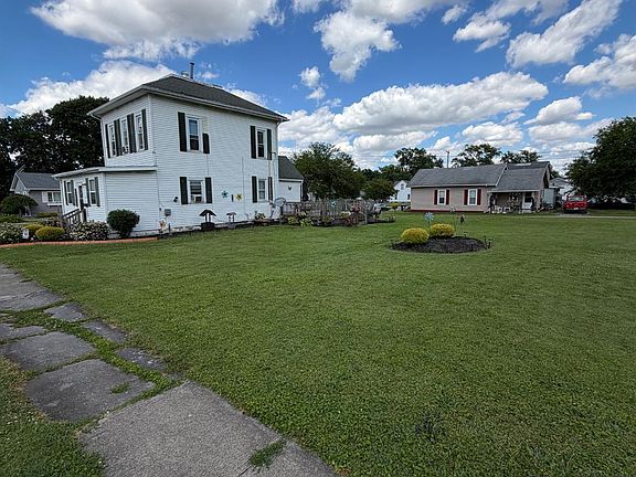 5th image of 324 Keefer St