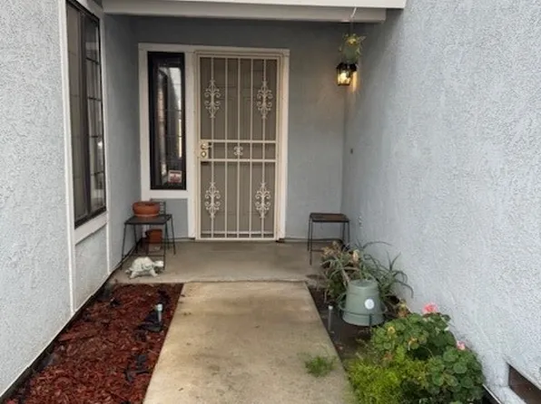 1345 Trenton Cir, San Jacinto, CA 92583