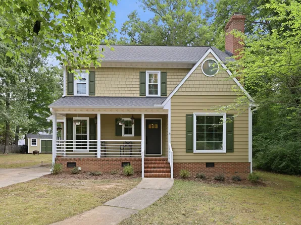 1004 Lantern Light Ct, Apex, NC 27502