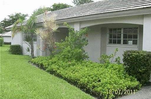 1st image of 1108 W Cypress Dr
