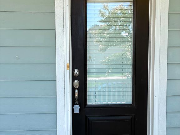 3rd image of 4997 Sunny Creek Ln