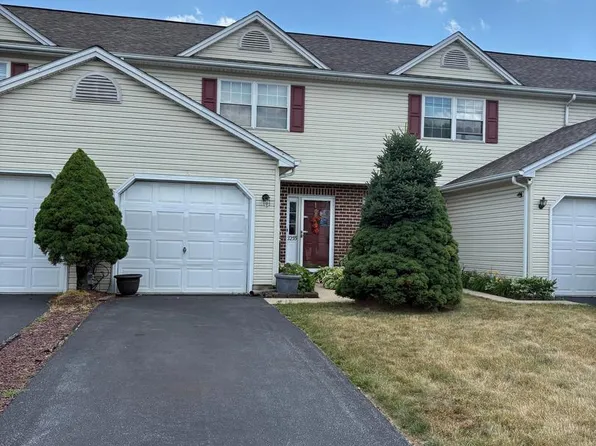 7255 Huntingdon St, Harrisburg, PA 17111