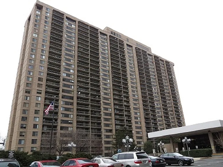5505 Seminary Rd #103N — Photo 48