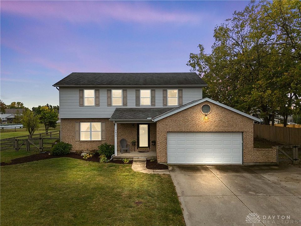 1st image of 3893 Tara Brooke Way