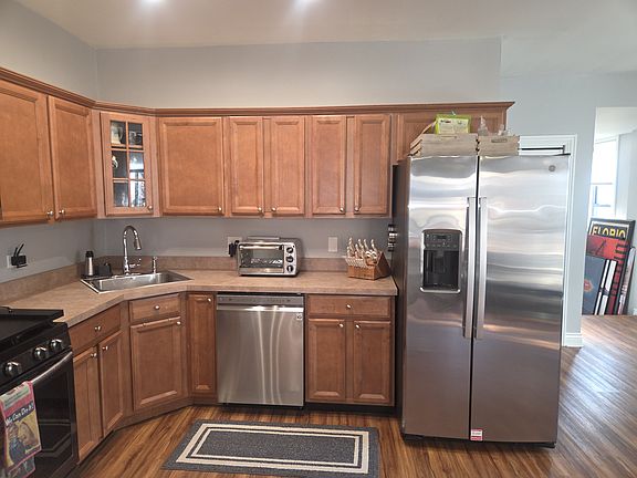 2nd image of 2557 W Superior St #2