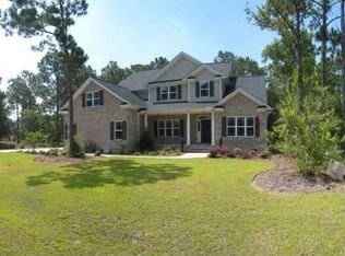 2647 Saint James Dr, Southport, NC 28461