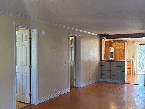 4th image of 134 Railway Ave