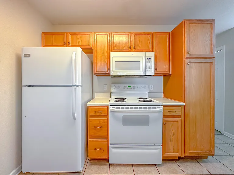 2738 W Tharpe St #1805 — Photo 12