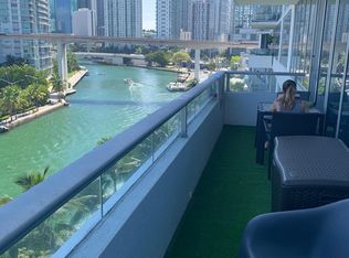 185 SW 7th St APT 702, Miami, FL 33130