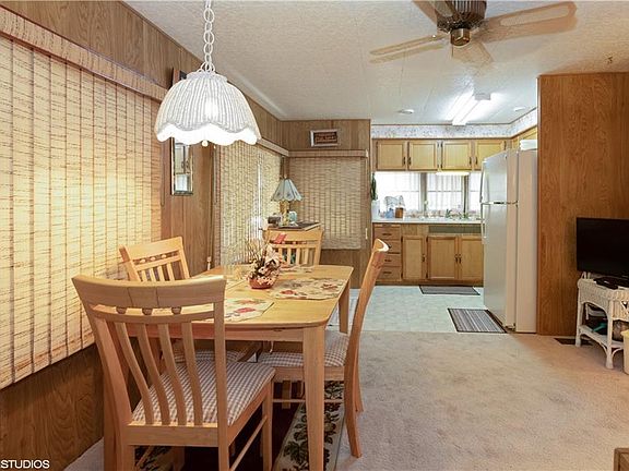 4th image of 100 Lofty Ln