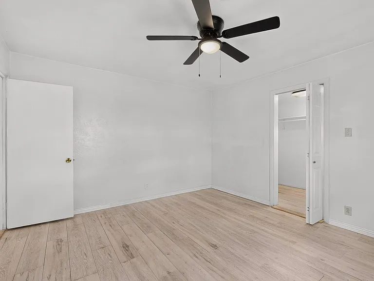 615 Quincy St NE #A & B — Photo 17
