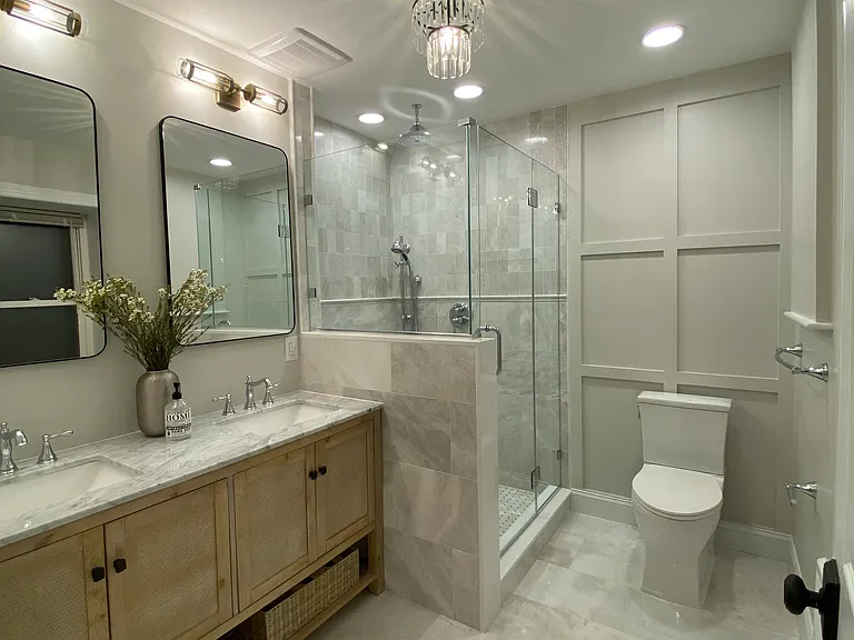 352 W 5th Ave — Photo 7